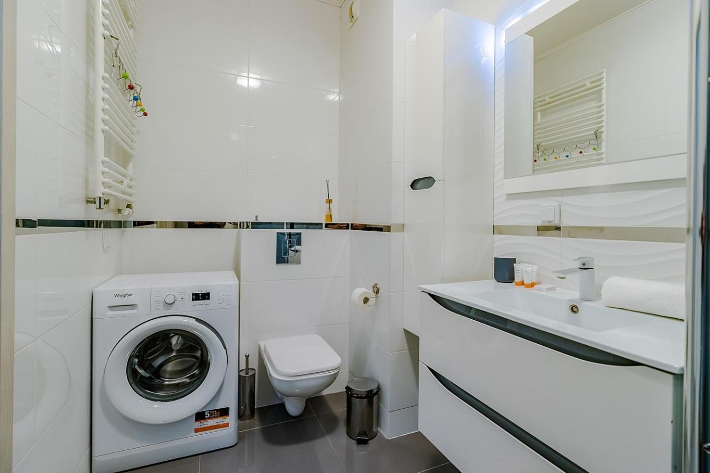 Family Apartment Zoliborz By Noclegi Renters Varšava Exteriér fotografie