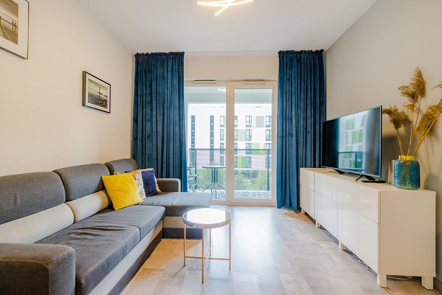Family Apartment Zoliborz By Noclegi Renters Varšava Exteriér fotografie